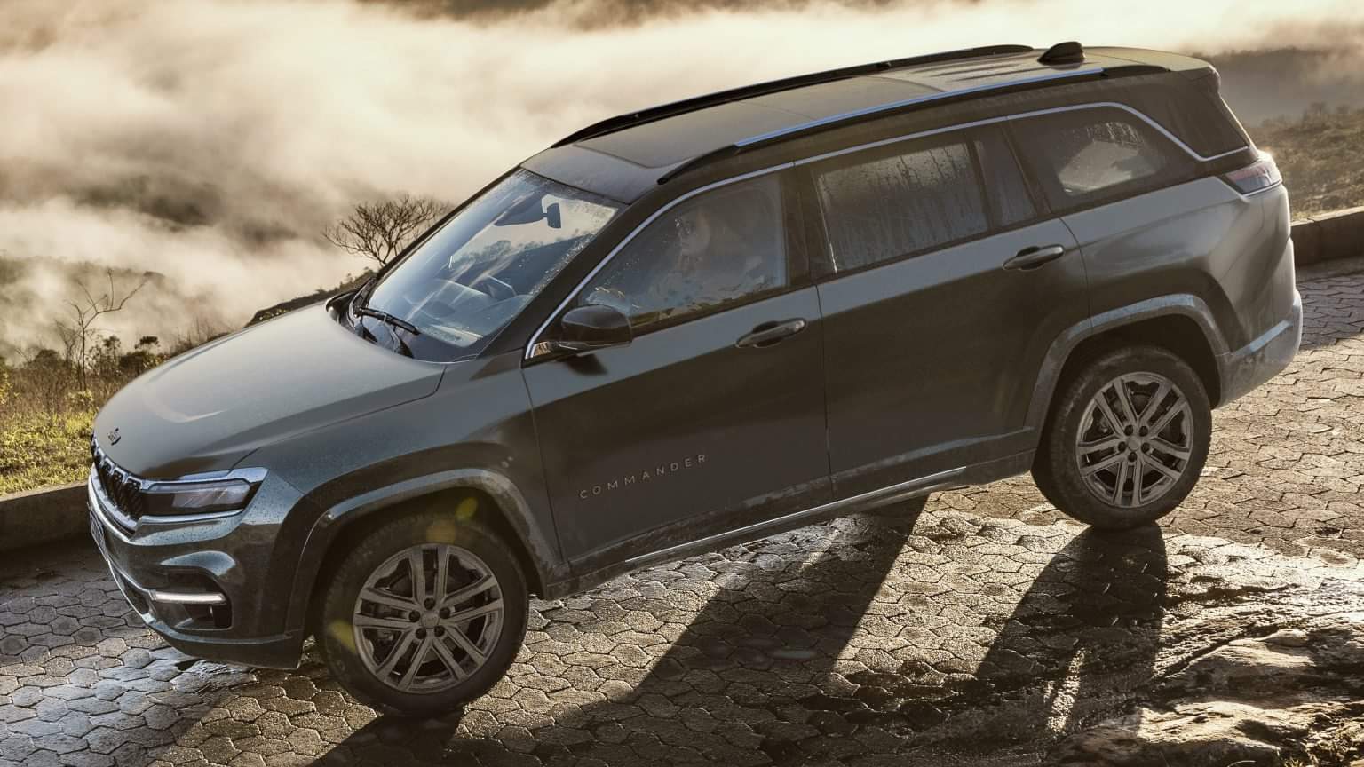 Jeep Meridian: जीप मेरिडियन को मिला ज्यादा ताकतवर 2.2-लीटर डीजल इंजन, लेकिन इसमें एक ट्विस्ट है Stellantis introduces new 2.2-litre diesel engine option in Jeep Meridian SUV Know Details