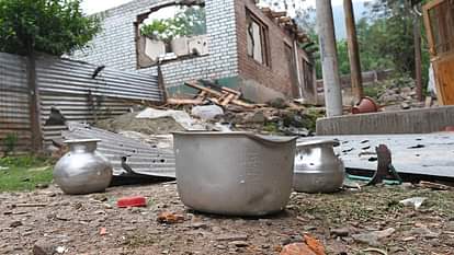 India Pakistan Tension: आईबी से एलओसी तक सीमापार से जबरदस्त फायरिंग, सैन्य ठिकाने निशाने पर, महिला की मौत India Pakistan Tension: Heavy firing from across the border from IB to LOC, Army gives befitting reply