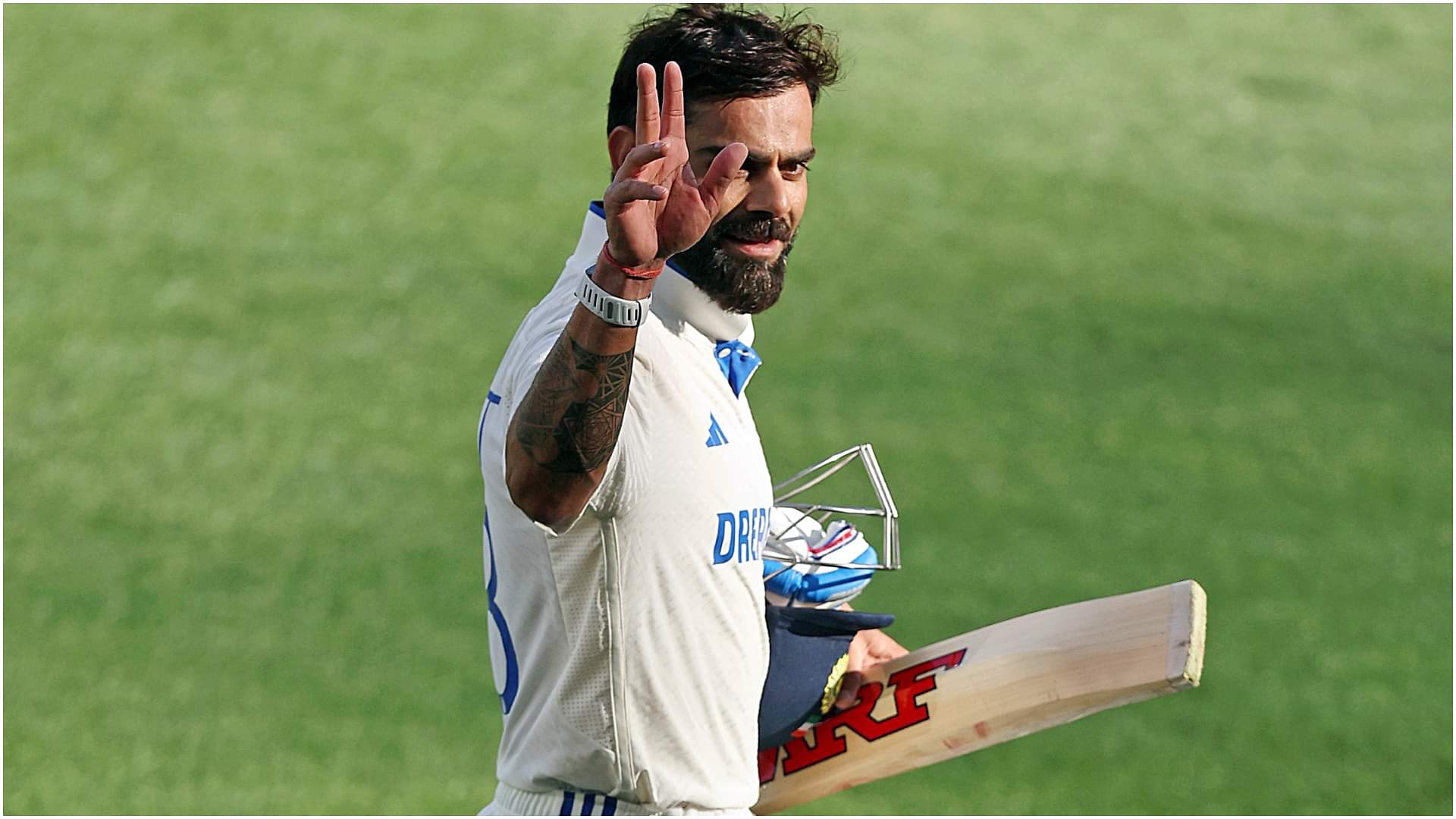Virat Kohli: टेस्ट में 10000 रन, मैच के मामले में गावस्कर से तीन कदम पीछे; वो कीर्तिमान जिनसे दूर रह गए कोहली Virat Kohli Test Retirement test Missed 10,000 Runs missed milestone and chance to supass gavaskar record