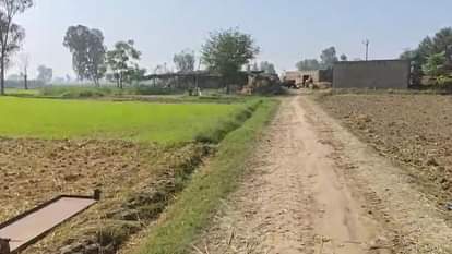 सरहदी गांवों में पसरा सन्नाटा: ड्रोन हमलों के बाद लोगों ने छोड़े अपने घर, लाैटने की उम्मीद आज की बातचीत पर Silence spreads in border villages in Firozpur