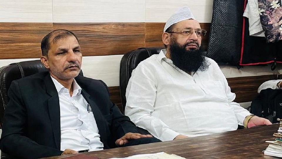 Baghpat: Haji Yakub Qureshi was not coming on the date, appeared when NBW was issued, court gave this decision