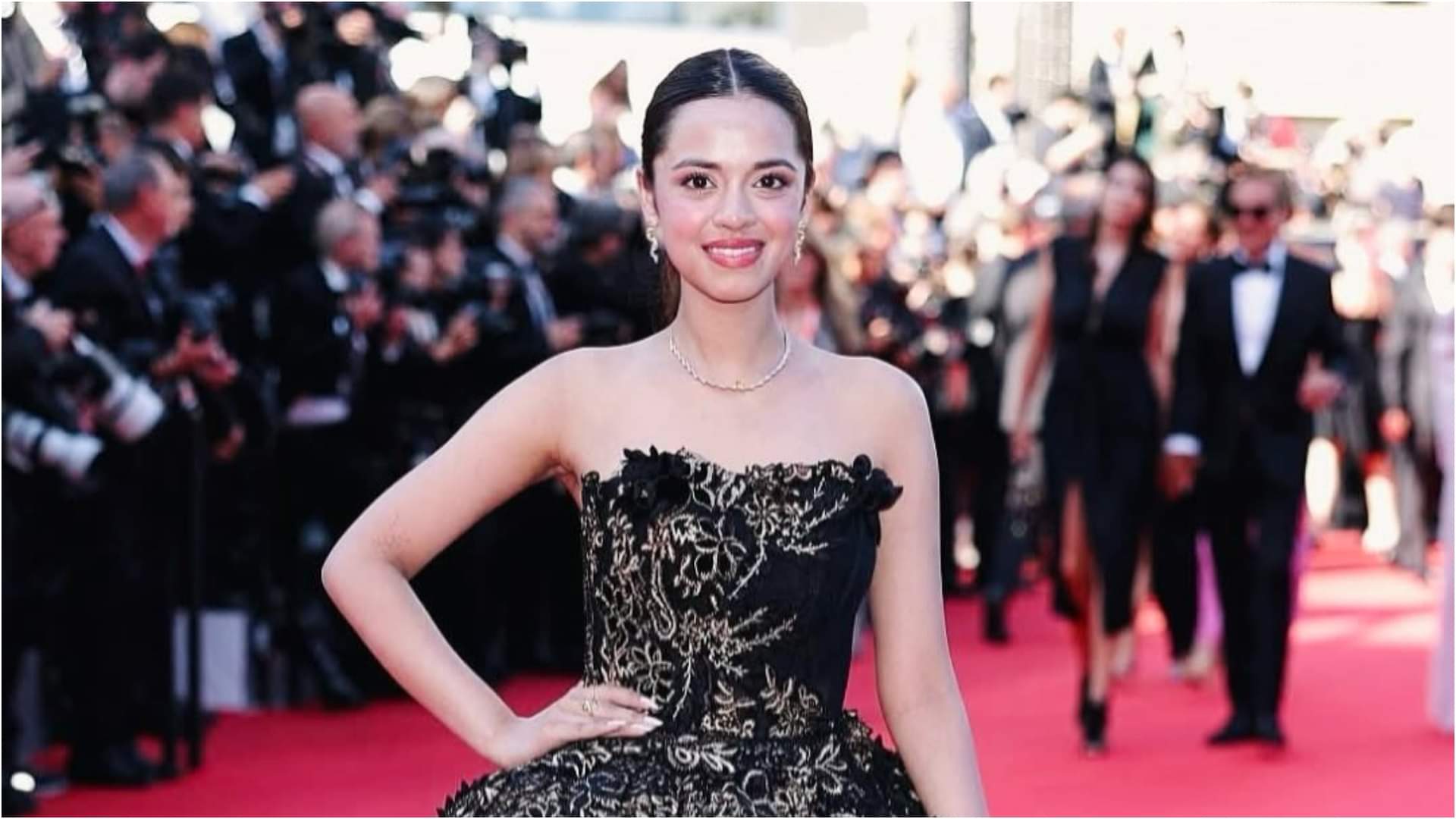 Bollywood Debuts: बॉलीवुड की इन पांच अभिनेत्रियों ने कम उम्र में किया डेब्यू, नाम सुनकर हो जाएंगे हैरान Young Bollywood Debuts Aneet Padda Nitanshi Goel Saiee Manjrekar Shanaya Kapoor Rasha Thadani