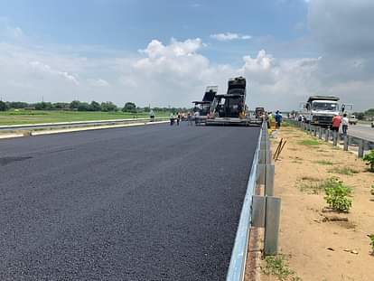 NHAI: सड़क संपत्तियों से कमाई की तैयारी में एनएचएआई, नौ सड़क परियोजनाओं की पहचान, जानें डिटेल्स NHAI identifies nine road stretches for monetisation through InvIT