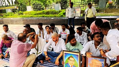 Varanasi News Today: छात्रों ने सिर मुड़वाकर किया प्रदर्शन, अतिक्रमण से सफाई में परेशानी; पढ़ें खास खबरें Varanasi News Today Students protested by shaving heads encroachment causing problems in cleaning
