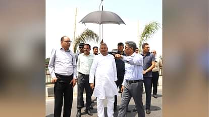 Nitish Kumar: सीएम ने जेपी गंगा पथ, गायघाट रैंप और कच्ची दरगाह-बिदुपुर पुल का किया निरीक्षण, दिए दिशा निर्देश Nitish Kumar: CM inspected JP Ganga Path, Gaighat Ramp and Kachi Dargah-Bidupur Bridge