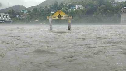 Uttarakhand Weather: सात जिलों में भारी बारिश का रेड अलर्ट, 127 सड़कें बंद, अलकनंदा का जलस्तर बढ़ा Uttarakhand Weather heavy rain Red alert in seven districts Many routes including Badrinath Highway closed