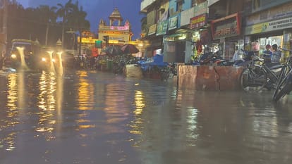 Varanasi Weather: वाराणसी में 20 मिमी बारिश, भरे खेत, ग्राउंड वाटर भी रिचार्ज; 5 डिग्री सेल्सियस गिरा पारा Varanasi Weather 20 mm rain fields are getting filled ground water is recharged temperature dropped