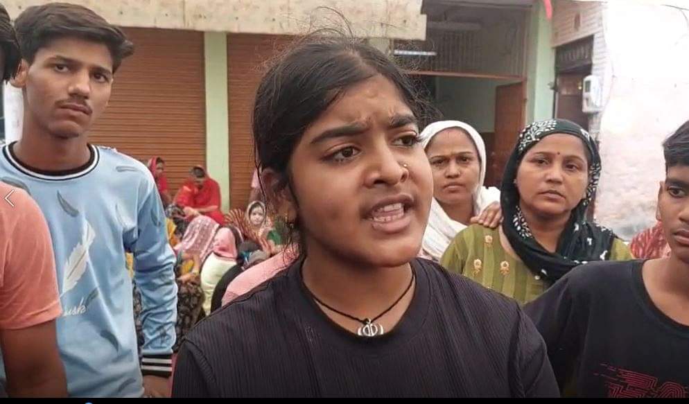 हलवाई के बेटे का कत्ल: शराब पिलाई, एक दोस्त ने हाथ पकड़े, दूसरे ने सिर को ईंट से कुचला; जानें हत्या की वजह Murder of a confectioner's son: one friend held his hand, another crushed his head know reason behind murder