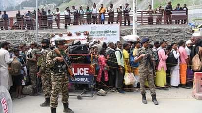 Amarnath Yatra 2025: होटल व्यवसायियों के लिए संजीवनी बनी अमरनाथ यात्रा, यात्रियों ने खोला बंद होटलों का ताला Amarnath Yatra became a lifesaver for hoteliers, bookings in Pahalgam and Sonamarg reached 30 percent, discoun