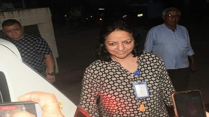 CBI Raid: डॉ. सरोजिनी के घर-मेडिकल कॉलेज पर छापेमारी, पूर्व एमएलसी का मेरठ की राजनीति में रहा है दबदबा Former MLC Dr. Sarojini Agarwals Strong Political Hold in Meerut, Journey from SP to BJP
