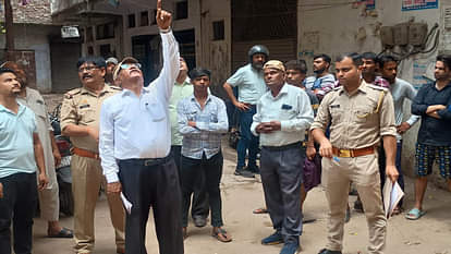 Kanpur: रिहायशी इलाके में बिना अग्नि सुरक्षा मानकों के चलते मिले कारखाने Kanpur: Factories found without fire safety standards in residential areas