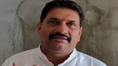 Rajasthan News: कंवरलाल मीणा की दया याचिका में आया बड़ा पेंच, राज्यपाल ने सरकार से स्पष्टीकरण मांगा Rajasthan News: Twist in Kanwarlal Meena’s Mercy Petition, Governor Seeks Clarification from State Government