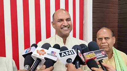 Rajasthan News: क्या मुख्यमंत्री भजनलाल शर्मा को हटाने के लिए हो रहा है षड्यंत्र? जानिए क्या बोले सीपी जोशी Rajasthan News: CP Joshi said that Gehlot should worry about his party