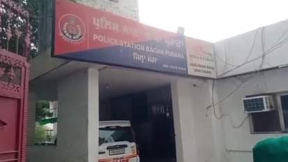 मोगा में हनी ट्रैप गिरोह का पर्दाफाश: सरपंच का बनाया अश्लील वीडियो, फिर ब्लैकमेलिंग.... पूर्व सरपंच भी शामिल Honey trap gang busted in Moga, five including former sarpanch arrested