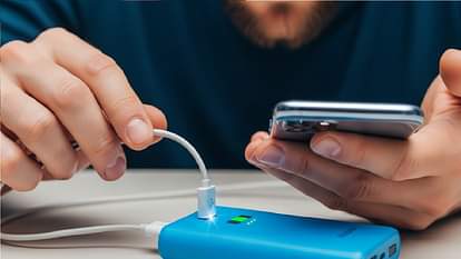 Tech Tips: पावर बैंक खरीदते समय ना करें ये चार गलती, पैसे होंगे बर्बाद और फोन भी खराब होगा Keep These 4 Points In Mind Know while Planning To Buy Power Bank