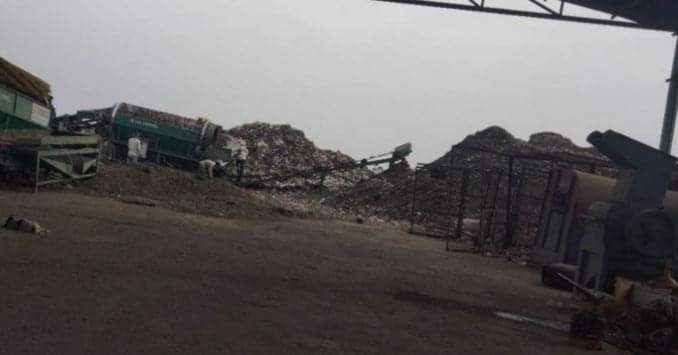 UP: पहले और अब की वो तस्वीरें...जिनकी वजह से स्वच्छता में टॉप-10 में आया आगरा, देश में हासिल की ये रैंक Swachh survekshan 2025 garbage mountain was made to disappear then Agra came in the top-10