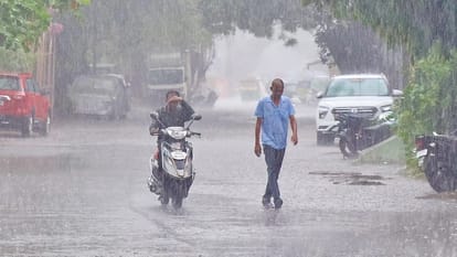 Indore News: झमाझम बारिश से मौसम बदला, अगले 4 दिन भारी बारिश का अलर्ट Indore news heavy rainfall alert and weather update for next 4 days