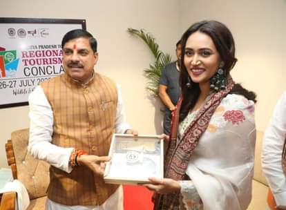 MP News: ग्वालियर में दो दिवसीय रीजनल टूरिज्म कॉनक्लेव आज से, सीएम डॉ. यादव बोले- पर्यटन को मिलेगी नई दिशा MP News: Two-day regional tourism conclave in Gwalior from today, CM Dr. Yadav said- tourism will get a new di