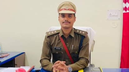 दलित से सामूहिक दुष्कर्म: प्रेमी को मारकर छीन ले गए प्रेमिका, जंगल में युवती चीखती रही; दरिंदे लूटते रहे अस्मत Four youths gangraped a Dalit girl in Madhya Pradesh's Sidhi, her boyfriend was beaten with sticks