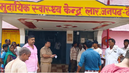 रक्षा बंधन पर दुखद हादसा: चलती बाइक पर गिरा पेड़, दबने से पिता-पुत्र की मौत; मां व दो बेटियां गंभीर Father and son died after falling from a bike in Deoria, mother and two daughters seriously injured