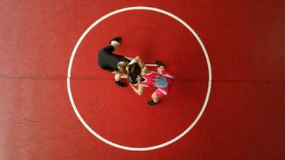 World Wrestling: विश्व चैंपियनशिप में संघर्ष करती नजर आईं महिला पहलवान, सिर्फ प्रिया कांस्य की दौड़ में शामिल India's young women wresters struggled in world wrestling championship Priya Malik stay in bronze race