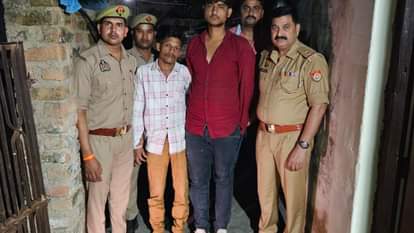Lalitpur: गांव के ही दो युवकों ने की थी जैन मंदिर में चोरी, बारह घंटे में पुलिस ने गिरफ्तार कर किया खुलासा Lalitpur: Two youths from the village had committed theft in Jain temple