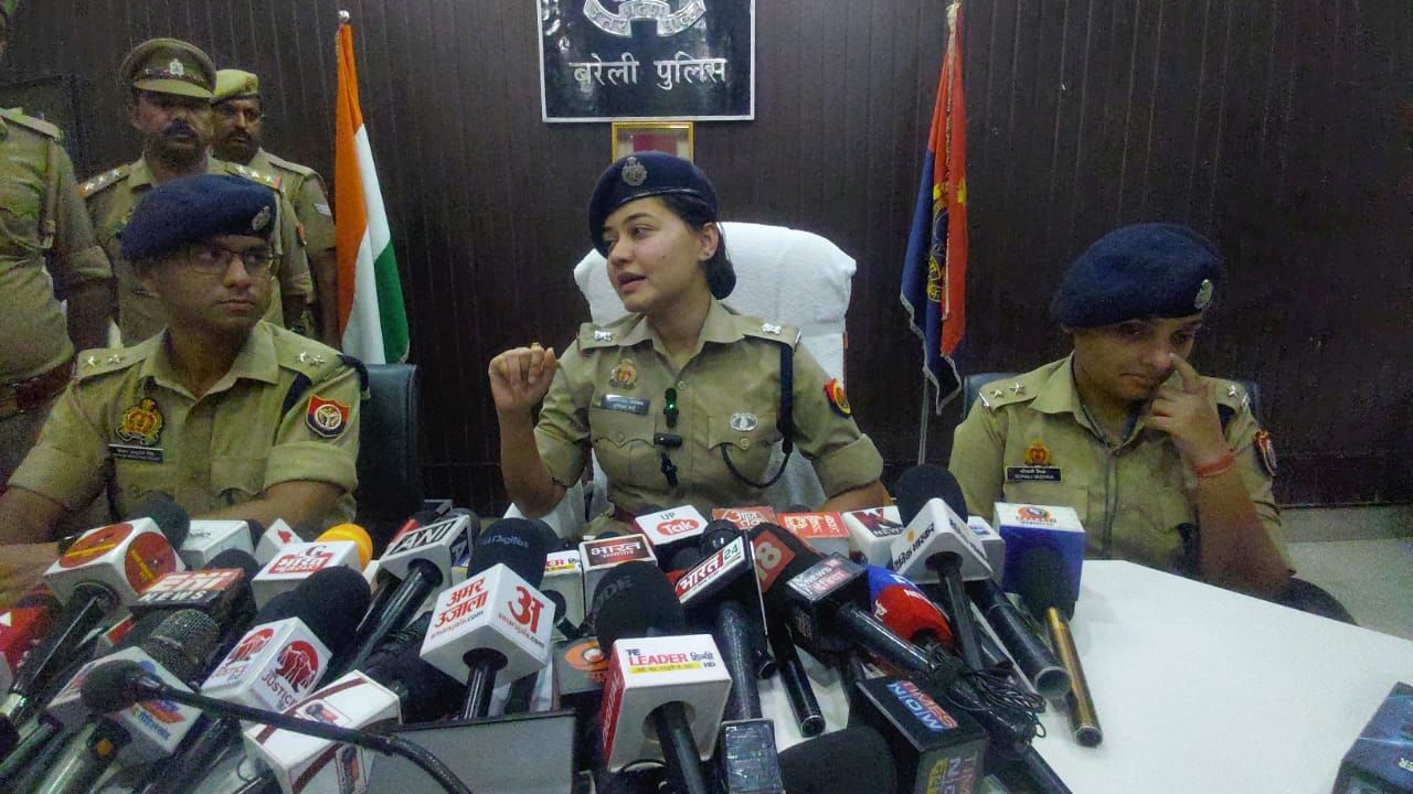 UP: छांगुर जैसा एक और गिरोह सामने आया, प्रभात का खतना कराने की तैयारी में था मौलाना; पुलिस ने पहुंचकर बचाया Conversion happening in Bareilly like Changur four people including Maulana arrested