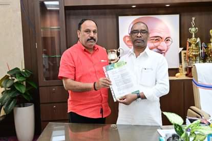 Jharkhand News: 'राज्य पिता' बने शिबू सोरेन? JMM ने की आधिकारिक मान्यता की मांग; सीएम को सौंपा ज्ञापन Jharkhand News, Ranchi News, Central Spokesperson Manoj Pandey, CM Hemant Soren, Ranchi News