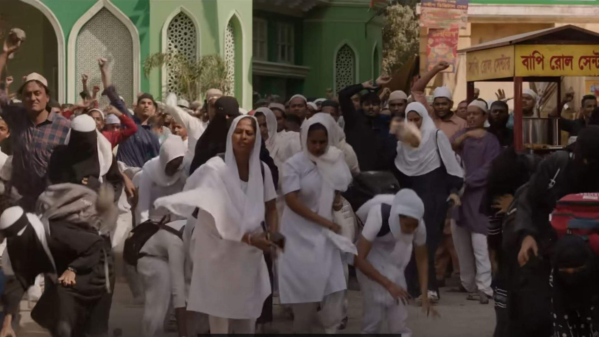 The Bengal Files Box Office:'द बंगाल फाइल्स' ने दूसरे दिन पकड़ी रफ्तार, जानें टोटल बॉक्स ऑफिस कलेक्शन The Bengal Files Box Office collection total earning of Vivek Agnihotri film