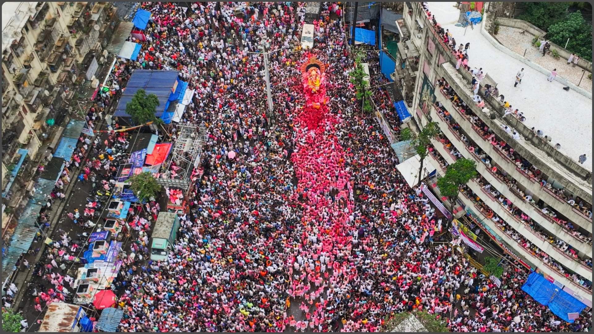Ganesh Visarjan: लालबाग के राजा का विसर्जन, ऊंची लहरों की वजह से हुई देरी; महाराष्ट्र में चार डूबे, 13 लापता immersion of Lalbaugcha Raja idol- Four drown, 13 missing after Ganesh idol immersions in Maharashtra