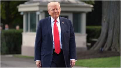 California: कैलिफोर्निया यूनिवर्सिटी ने ट्रंप प्रशासन पर दायर किया मुकदमा, शैक्षणिक स्वतंत्रता पर खतरे का आरोप University of California Sues Trump Administration, Alleging Threat to Academic Freedom; Read here