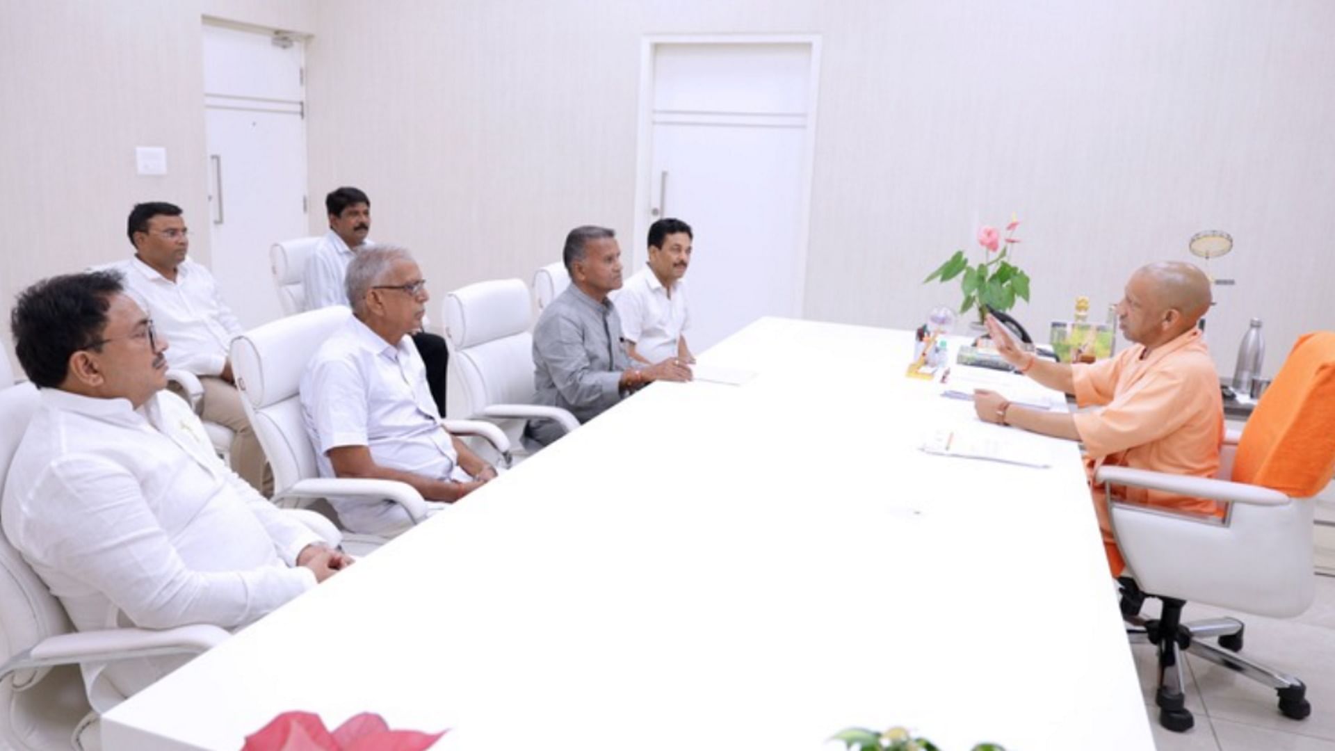 Former MP Shailendra and former MLA Satyaveer Munna met CM Yogi, many speculations intensified