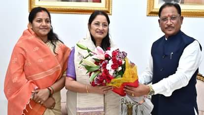 CG: केंद्रीय महिला एवं बाल विकास मंत्री अन्नपूर्णा ने की सीएम विष्णुदेव से मुलाकात, इन मुद्दों पर हुई चर्चा Union Women and Child Development Minister Annapurna met Chief Minister Vishnudev Sai, these issues discussed