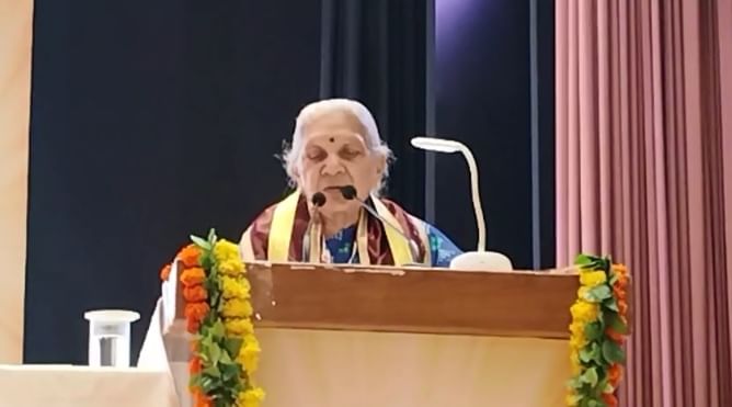Kanpur CSJMU Convocation Governor said students should go to villages and prepare reports on the problems