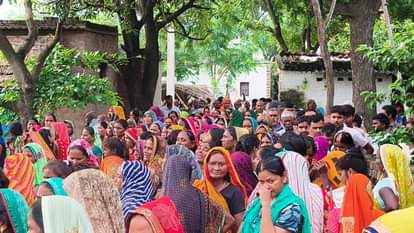 UP Accident: दर्दनाक हादसा...तीन युवकों की मौत, दो की हालत गंभीर; दो बाइकों की आमने-सामने हुई थी टक्कर Tragic accident in azamgarh three youths dead one in critical condition two bikes collided head-on