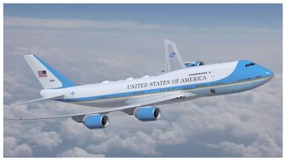 Air Force One: बड़ी दुर्घटना टली, लंदन जाते हुए दूसरे विमान से टकराने से बचा ट्रंप का एयर फोर्स वन On Way To London donald Trump Air Force One Has Close Encounter With Another Plane claim report