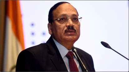 Justice Surya Kant: हरियाणा में बीता बचपन, गांव के स्कूल में प्रारंभिक पढ़ाई, जानिए कौन हैं देश के अगले CJI story of Justice Suryakant who rose from Hisar in Haryana to become Chief Justice