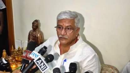 Rajasthan News: ‘GST स्लैब घटने से बाजार में लौटी रौनक, पीएम मोदी ने देश को दी डबल दीपावली’, बोले शेखावत Jodhpur: Gajendra Shekhawat says Markets have revived due to reduction in GST slabs, double Diwali statement