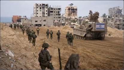 Israel-Hamas Conflict: हमास के हमले की दूसरी बरसी आज, रिहाई के इंतजार में इस्राइली बंधक, मलबे में तब्दील गाजा A divided Israel marks 2 years since Oct 7 attack as war in Gaza grinds on, hostages languish