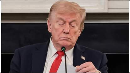 US Shutdown: अमेरिका में शटडाउन का गहरा हो रहा असर, परमाणु सुरक्षा एजेंसी के 1,400 कर्मचारियों की छुट्टी US Shutdown impact in America is deepening with 1400 Nuclear Safety Agency employees furloughed.