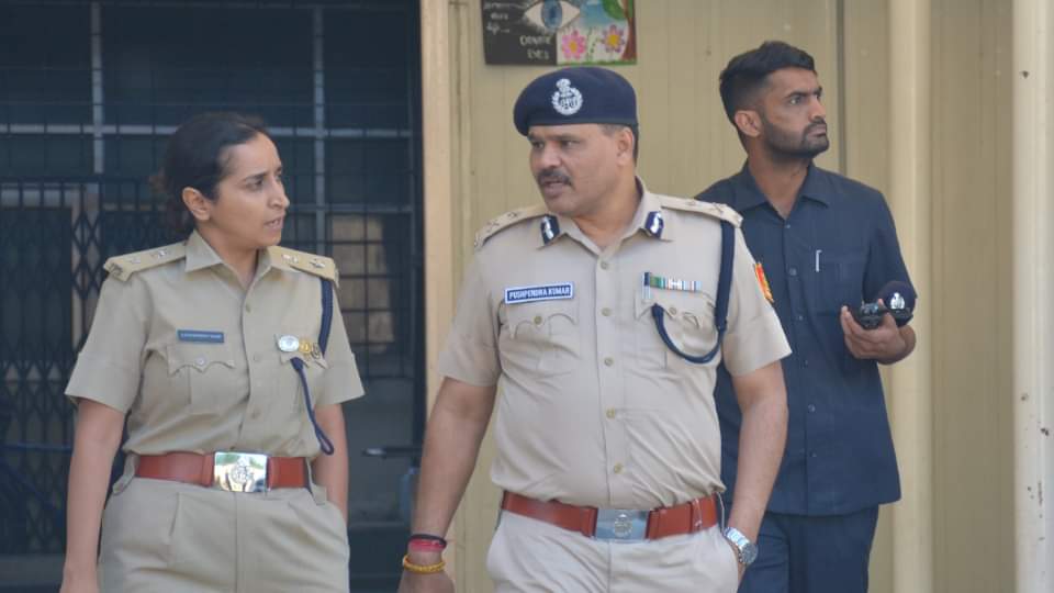 ADGP Suicide: IPS ने सुसाइड से पहले कई अफसरों से की बात, वकील-परिचितों को भी किया फोन; कॉल डिटेल से नया मोड़ ADGP Suicide Case IPS officer spoke to several officers before suicide call details provide a new twist