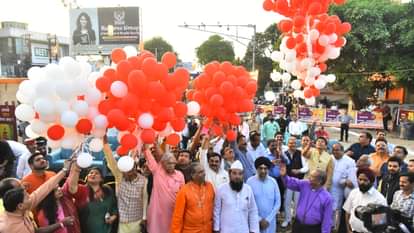 Bareilly News: सौहार्द की सुगंध से महक उठा शहर, सद्भावना पुलाव के सहभोज में जुटे लोग, दिया एकता का संदेश Sadbhavna Pulao citizens gather for a feast of harmony in Bareilly