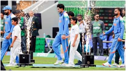 IND vs AUS: 'उन्हें मैनेज करने की कोशिश न करें..', इस क्रिकेटर ने ऑस्ट्रेलिया दौरे के लिए शुभमन को दी खास सलाह Parthiv Patel Advises Shubman Gill Not To Manage Virat Kohli And Rohit Sharma As Duo Returns