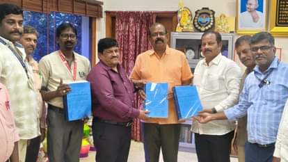 Ordnance: 41 आयुध कारखानों के रक्षा असैनिक कर्मचारियों को मंजूर नहीं डीपीएसयू में मर्जर, बढ़ेगी टकराहट! Defence civilian employees of 41 ordnance factories do not approve of merger with DPSU, conflict will increase