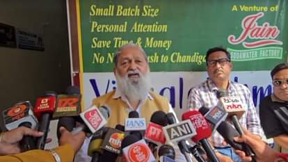 Haryana: मंत्री अनिल विज ने विपक्ष पर बोला हमला, आरएसएस को लेकर दिया बयान, कहा- डरती है कांग्रेस Anil Vij slams Congress in Ambala