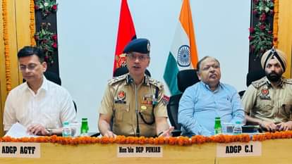 पंजाब हाई अलर्ट पर: दिवाली के चलते चाैकसी बढ़ाने के निर्देश, डीजीपी ने कहा-पुलिस की अधिकतम तैनाती की जाए Punjab on high alert Instructions to increase vigilance due to Diwali DGP Gaurav Yadav