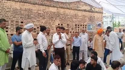 रोहतक ASI संदीप सुसाइड: शाम 4 बजे तक FIR दर्ज होने की संभावना; SP बोले- प्रक्रिया जारी, खाप पंचायत आई सामने ASI suicide case: Chief Minister Saini visit Ladhhot today, INLD leader Sunaina Chautala also reach village