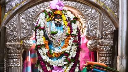 Varanasi: दक्षिण भारत के 40 से ज्यादा कारीगर कर रहे विशालाक्षी मंदिर की मरम्मत, 50 विद्वान कराएंगे कुंभाभिषेक Vishalakshi Temple Varanasi repairing by Over 40 artisans from South India