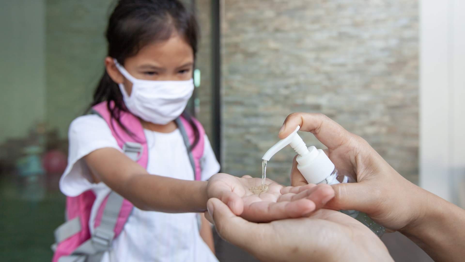 Delhi: स्कूलों में गूंजा स्वच्छता का संदेश, ग्लोबल हैंडवाशिंग डे पर 15,000 छात्रों ने लिया अभियान में हिस्सा 15,000 students from 50 schools in Delhi take part in hygiene drive on Global Handwashing Day