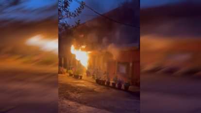 Dehradun: भानियावाला श्री गुरु राम राय स्कूल में आग लगने से मचा हड़कंप, फायर ब्रिगेड की गाड़ियां पहुंची Panic due to fire in Bhaniawala Shri Guru Ram Rai School Dehradun News in Hindi